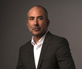 Renato J Alonso